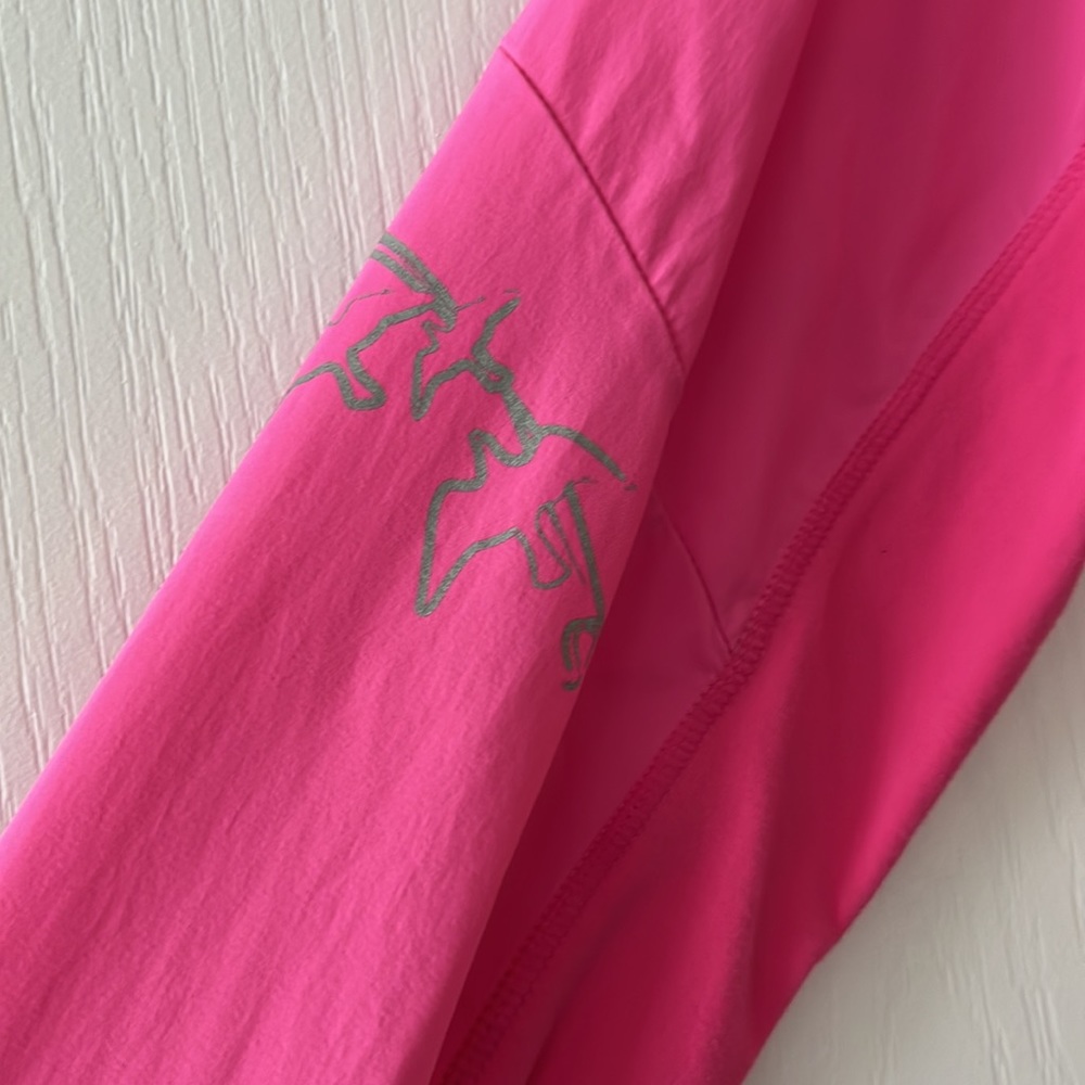 VGUC Lululemon jacket - Picture 12 of 15